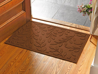 WaterHog Laurel Leaf Doormat, 23" x 36"