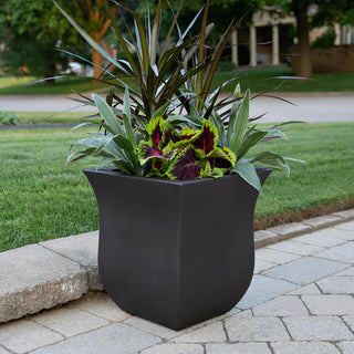 Valencia Planter, 16" x 16"