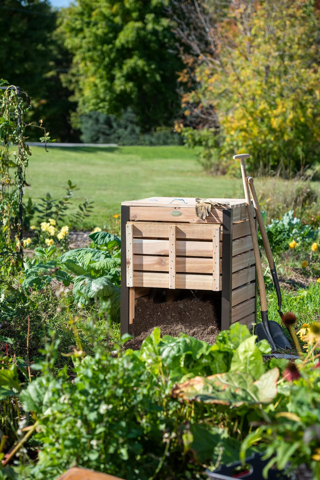 Terracotta Countertop Compost Bin