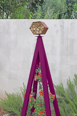 Bee Bungalow + Akoris Garden Tuteur Jr.