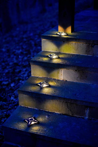 MAXSA® Solar Ninja Stars© 4 Pack