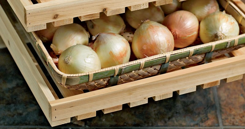 Storage rack for onions