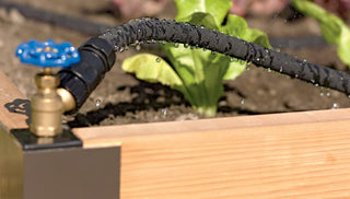 Using the Aquacorner® Raised Bed Soaker System