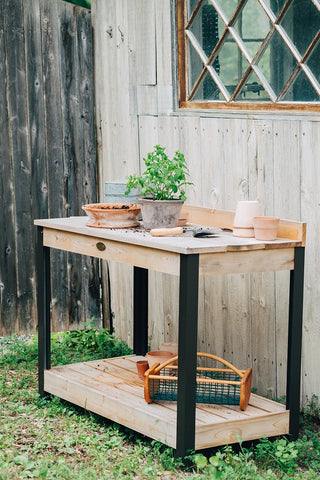 Cedar Potting Bench