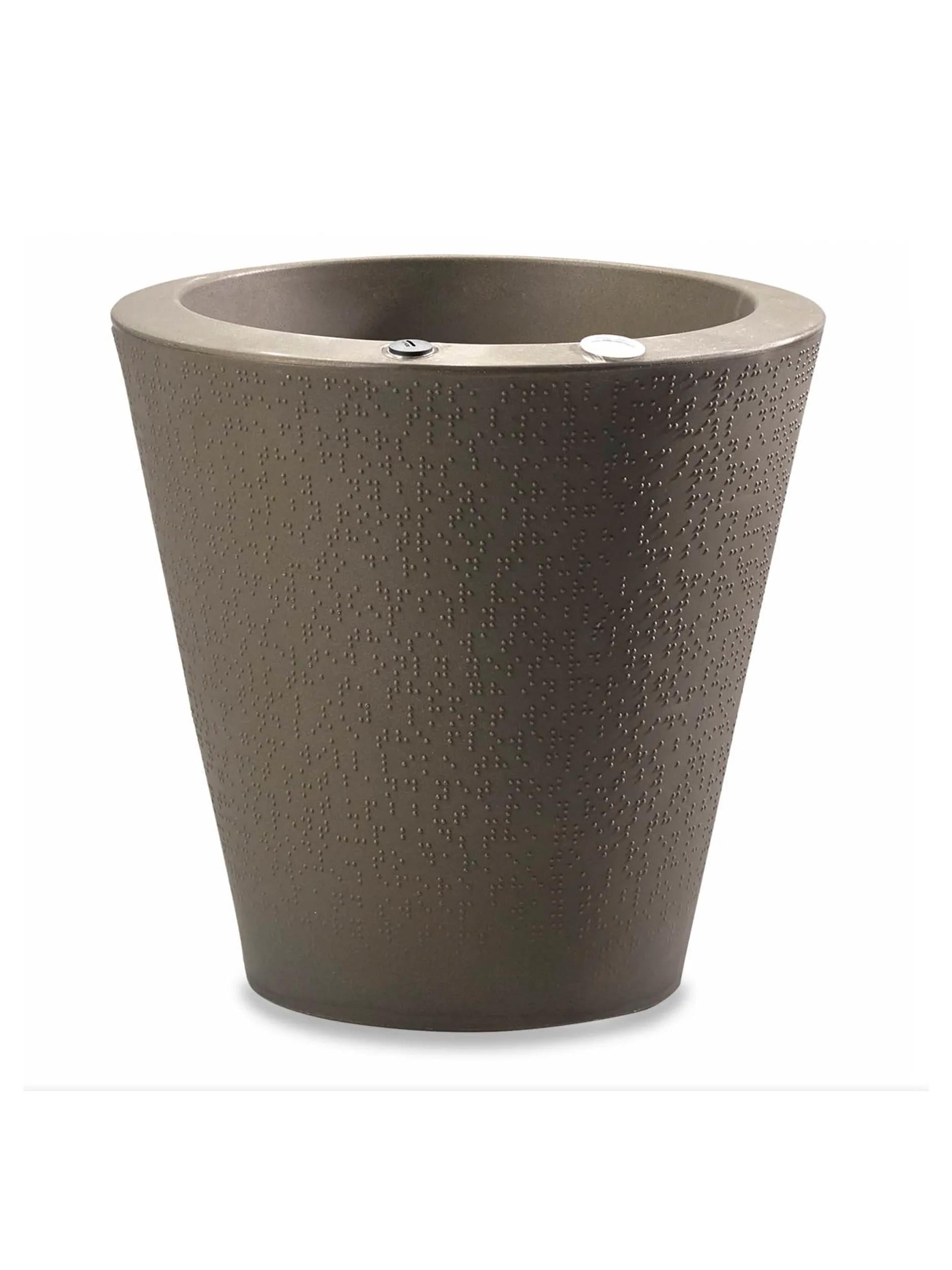 garden treasures self watering planter Dot TruDrop Self-Watering Planters