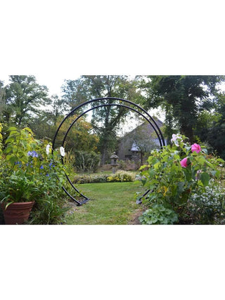  || https://assets.gardeners.com/transform/e1e5f844-600b-428c-a78f-f93591d8ace2/8597699_03V_moon-gate-arch