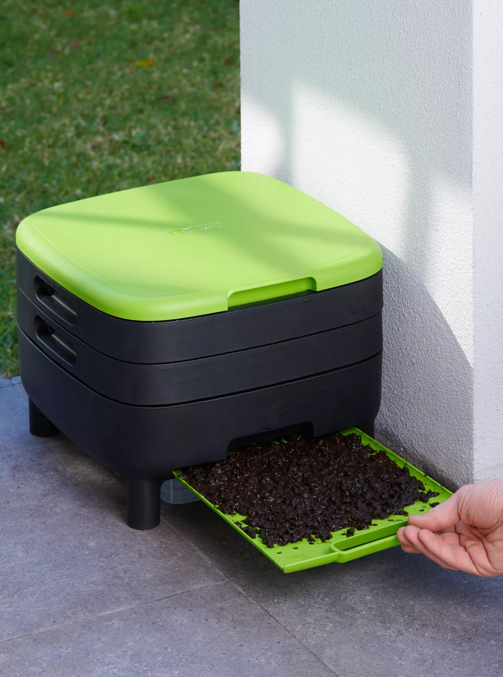 Maze Worm Farm Composter | Gardener's Supply