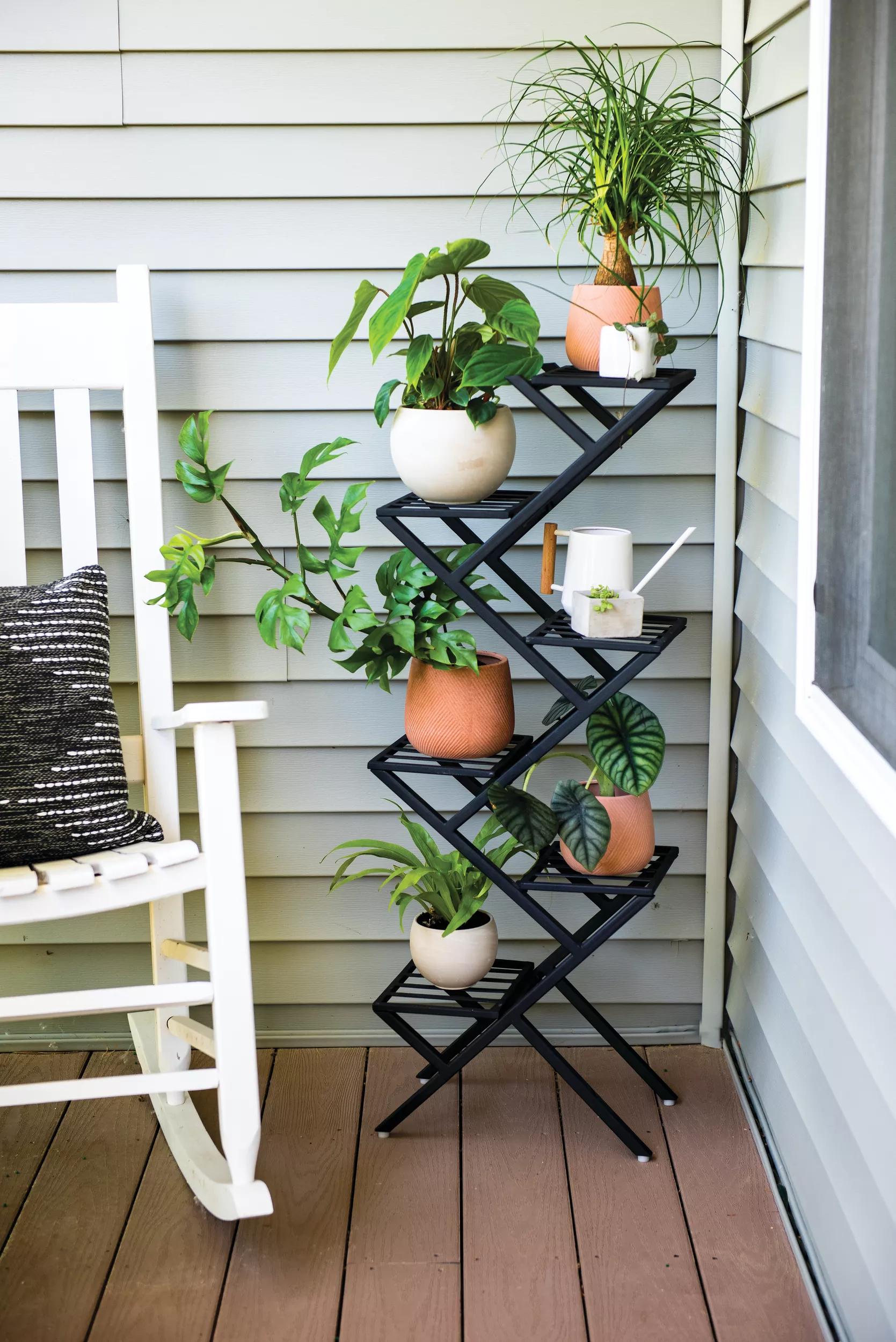 low plant bench indoor Crisscross Cascading Plant Stand