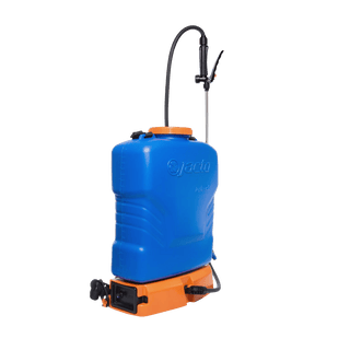  || https://assets.gardeners.com/transform/03c48c70-61e6-47ac-97fd-8aa67243dace/8613026_01V_battery-powered-backpack-sprayer-tif