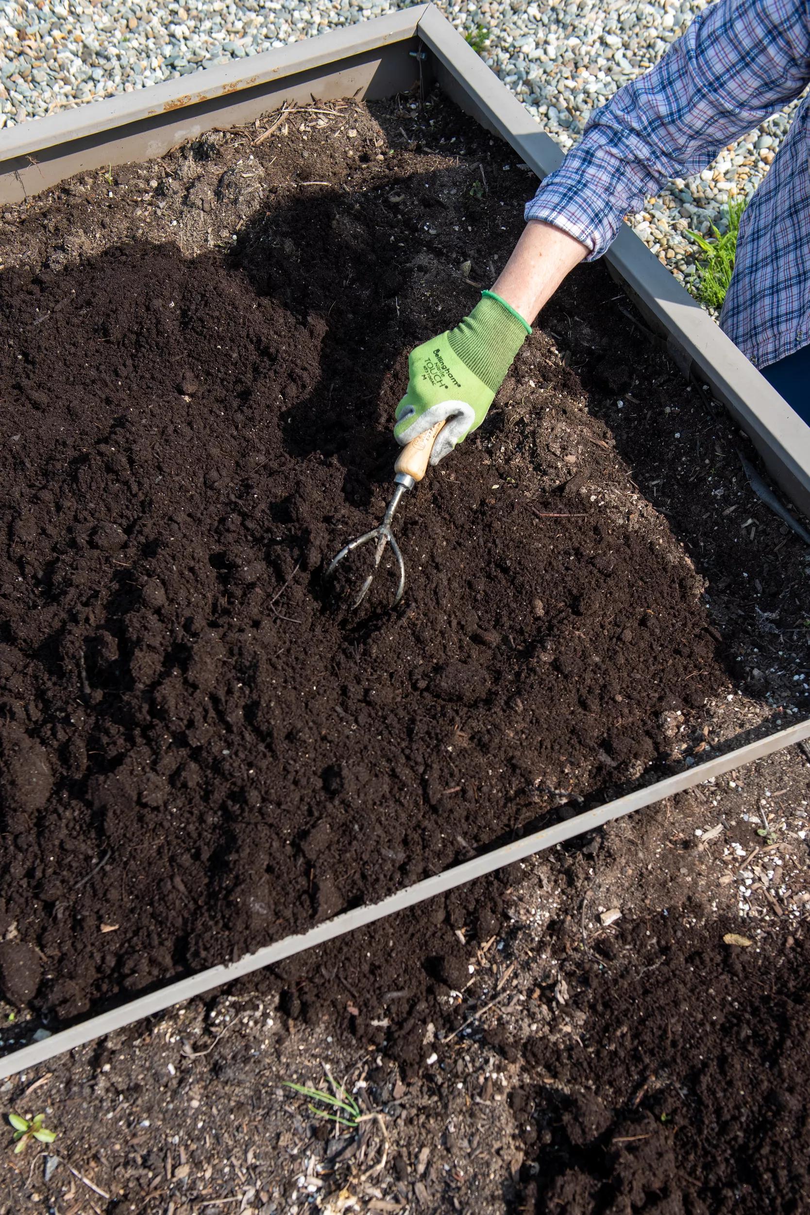 g and b raised bed potting mix Organic Raised Bed Potting Mix, 20 Quart