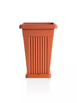  || https://assets.gardeners.com/transform/74da3f9a-a5b2-4caa-a26d-5a426d8111c8/8614083_02V_3-4_pyramid-planter-with-saucer