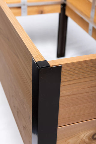 Elevated Cedar Raised Bed, 4' x 4'