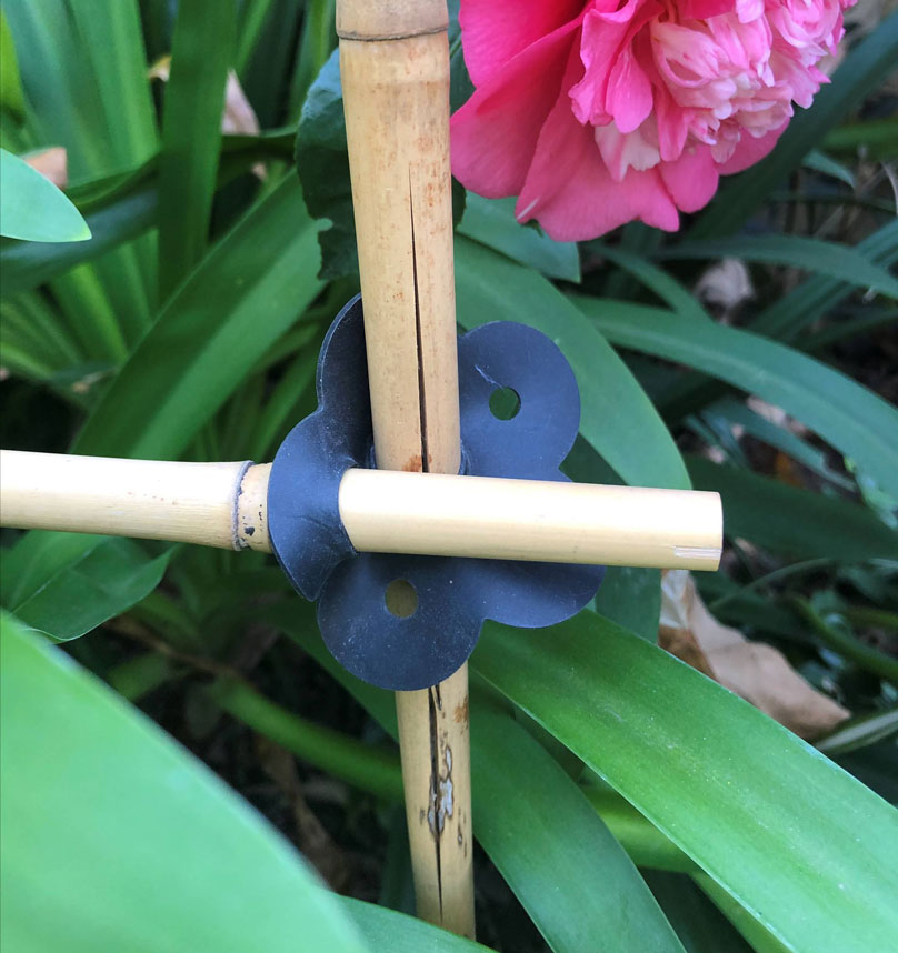 plastic connectors for making bamboo teepees