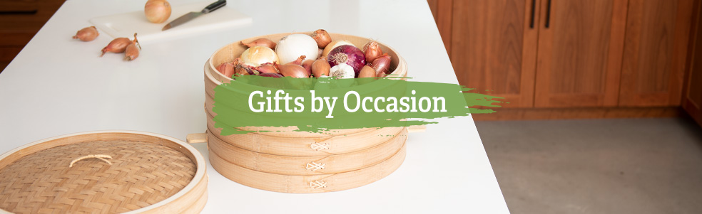 21E01a_L2_GiftsbyRecipient_HERO_presents.jpg