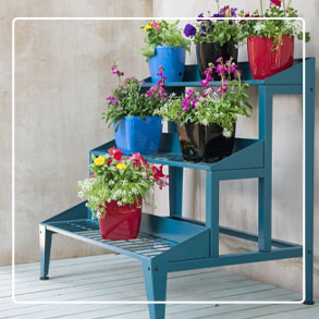 Outdoor Plant Stands & Caddies