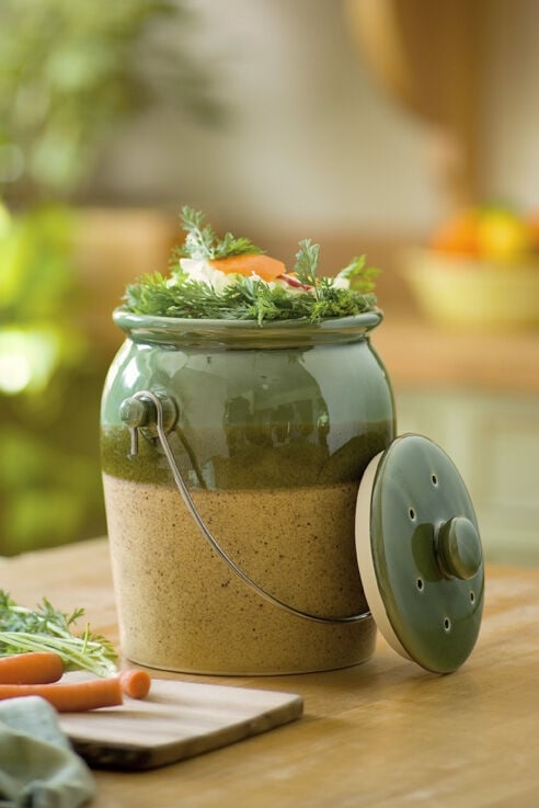 Stoneware Compost Crock for Kitchen Composting