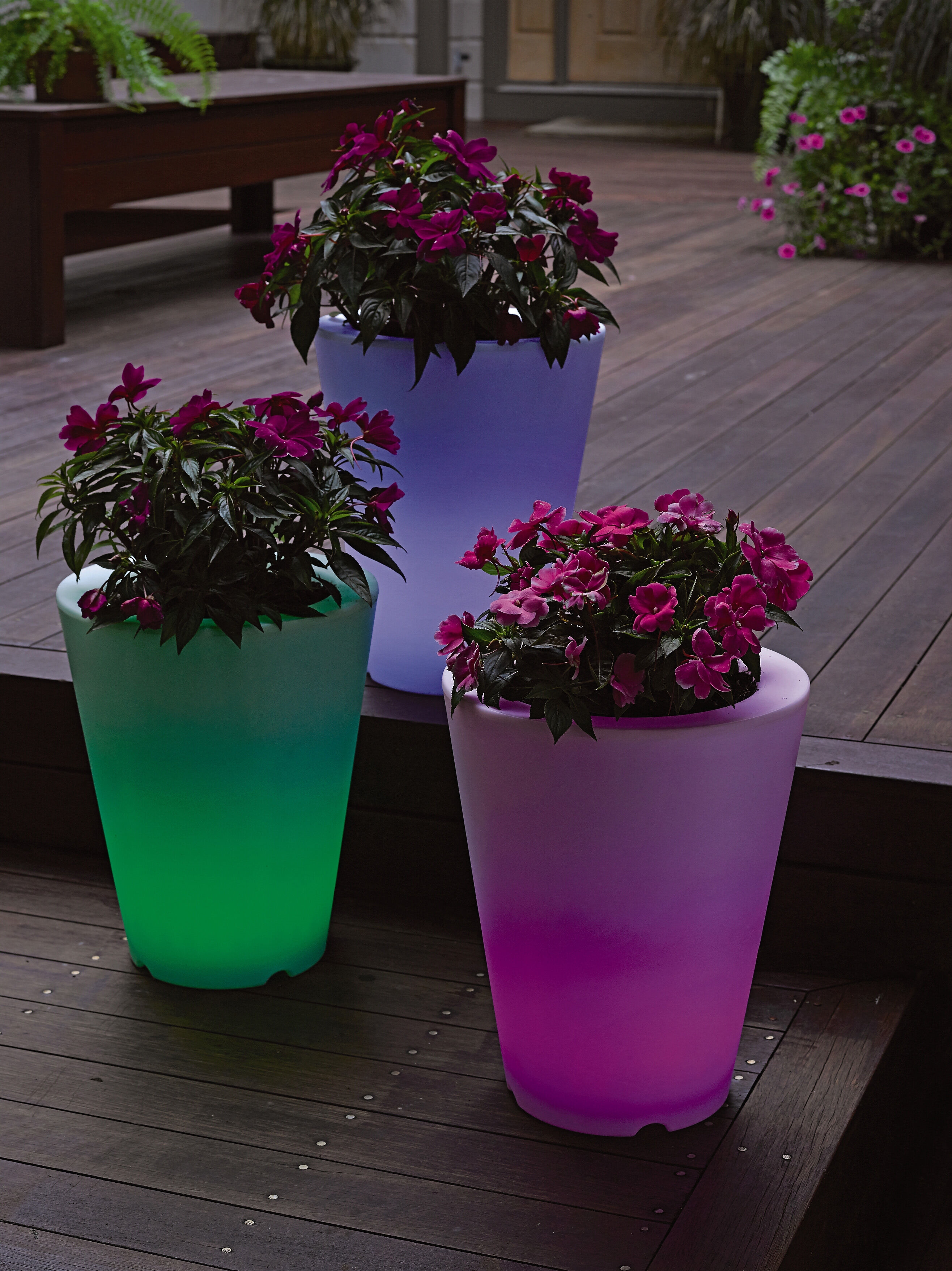 Solar Illuminated Planter Round, 12"