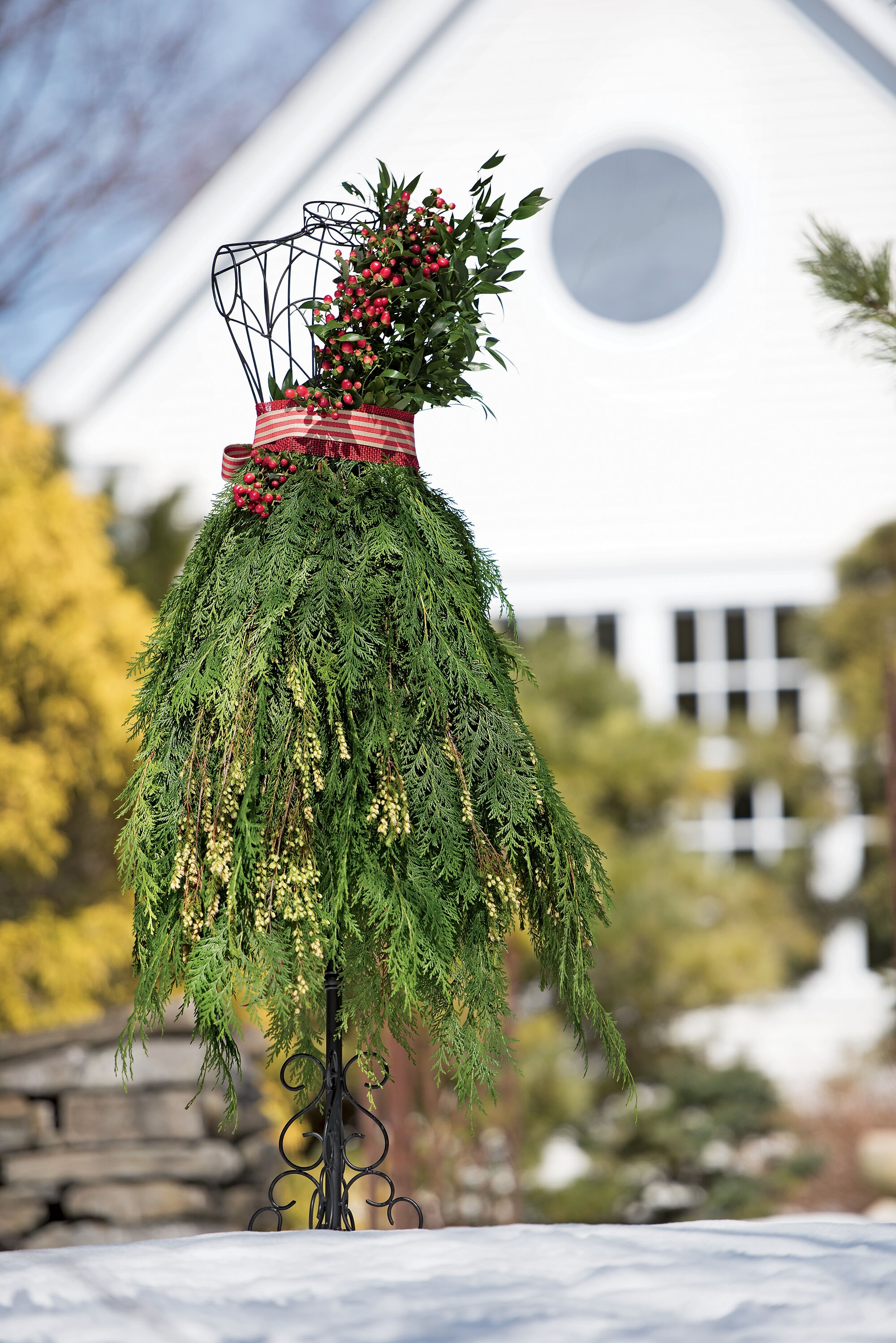 The 10 Best Dress Form Christmas Trees on a Wire Dress form 