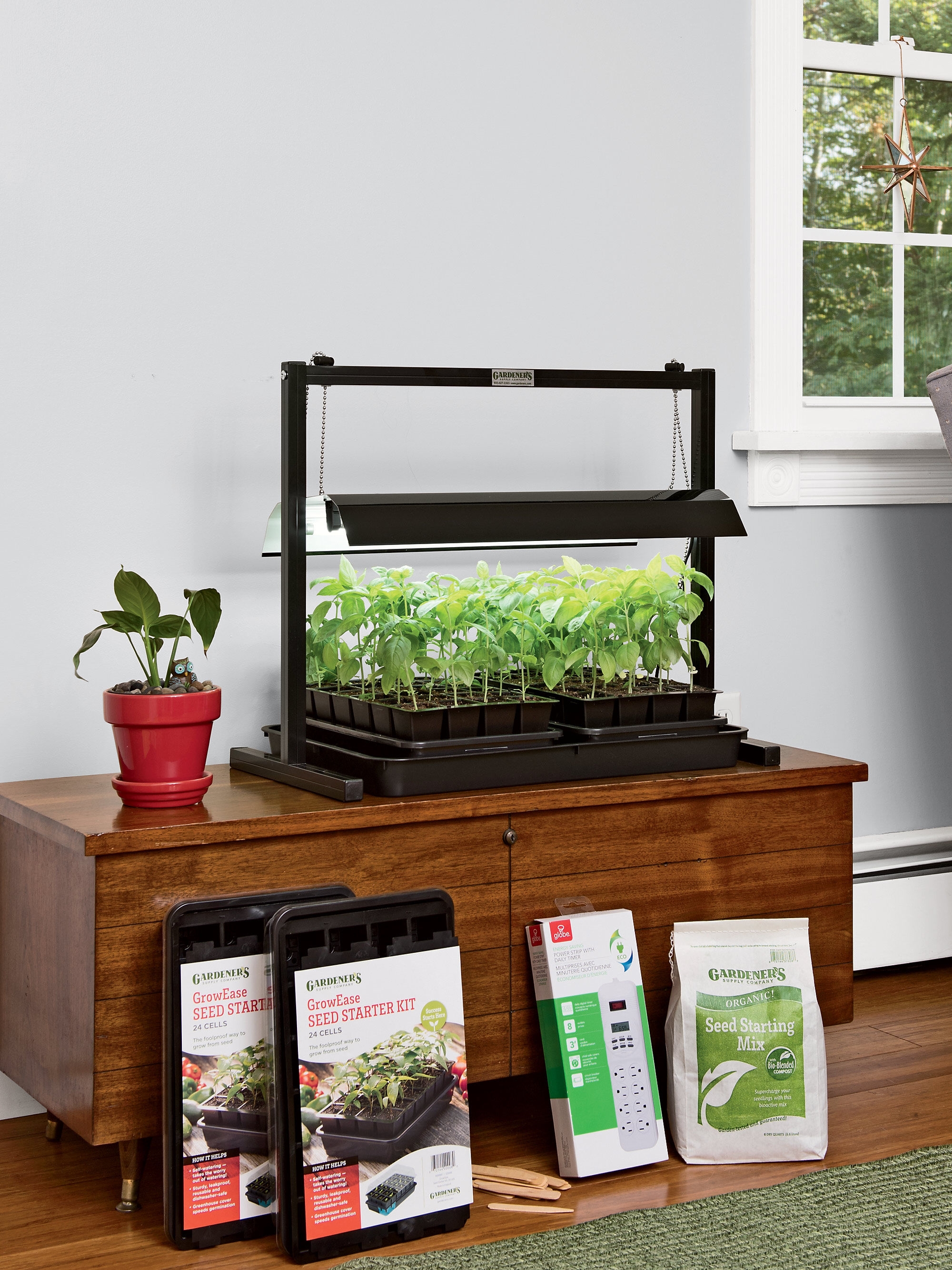 Led Sunlite Compact Tabletop Garden Starter Kit | Gardeners.Com