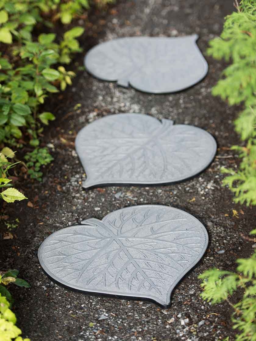 11-3/4 inches Set of 3 Black HF by LT Rubber Estate Garden Stepping Stone 