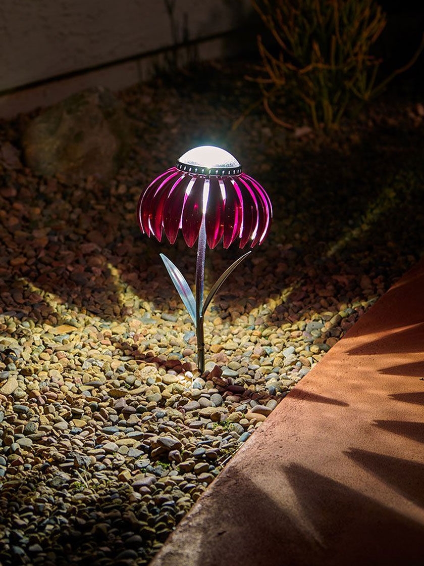 Desert Steel Coneflower Solar Light 409-312