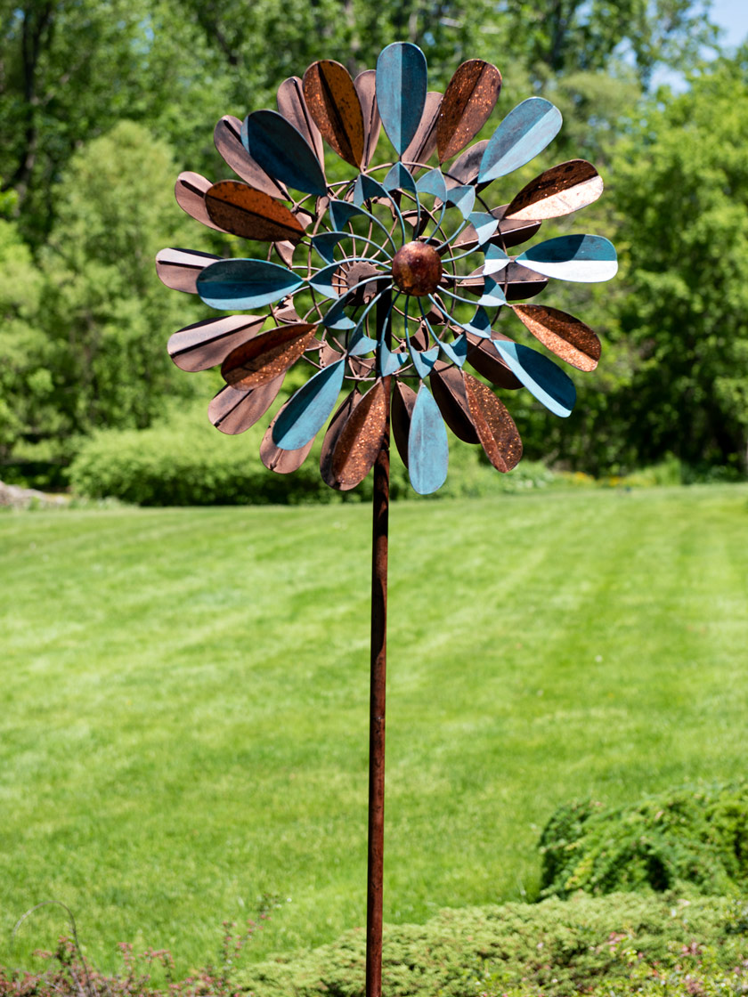 Metallic Leaf Wind Spinner